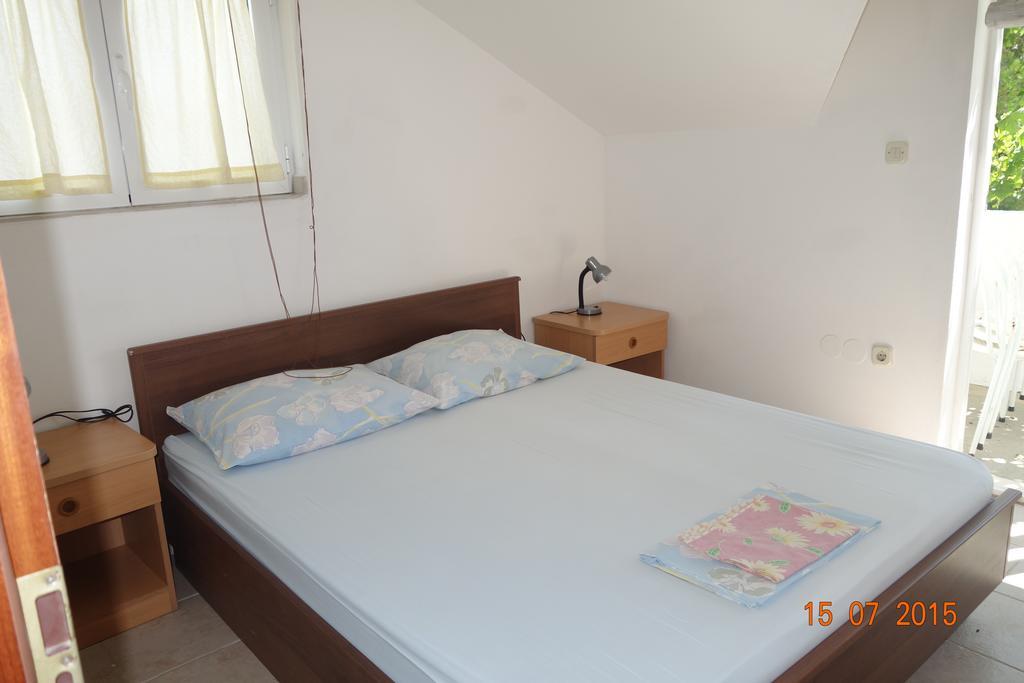 Apartments Mistral أوروبيتش الغرفة الصورة