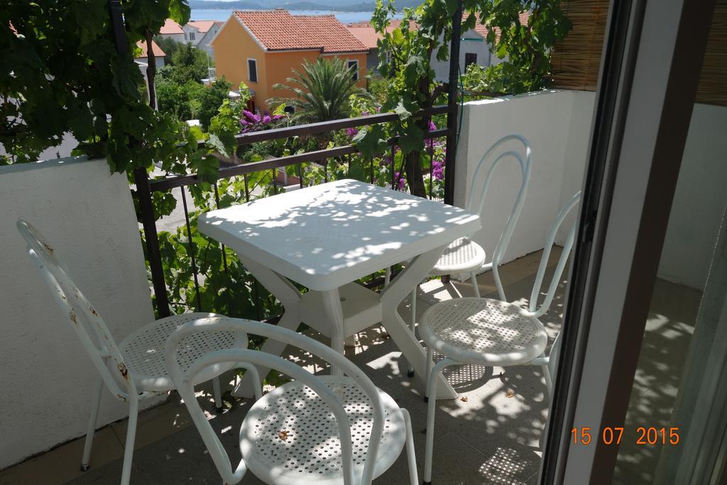 Apartments Mistral أوروبيتش الغرفة الصورة