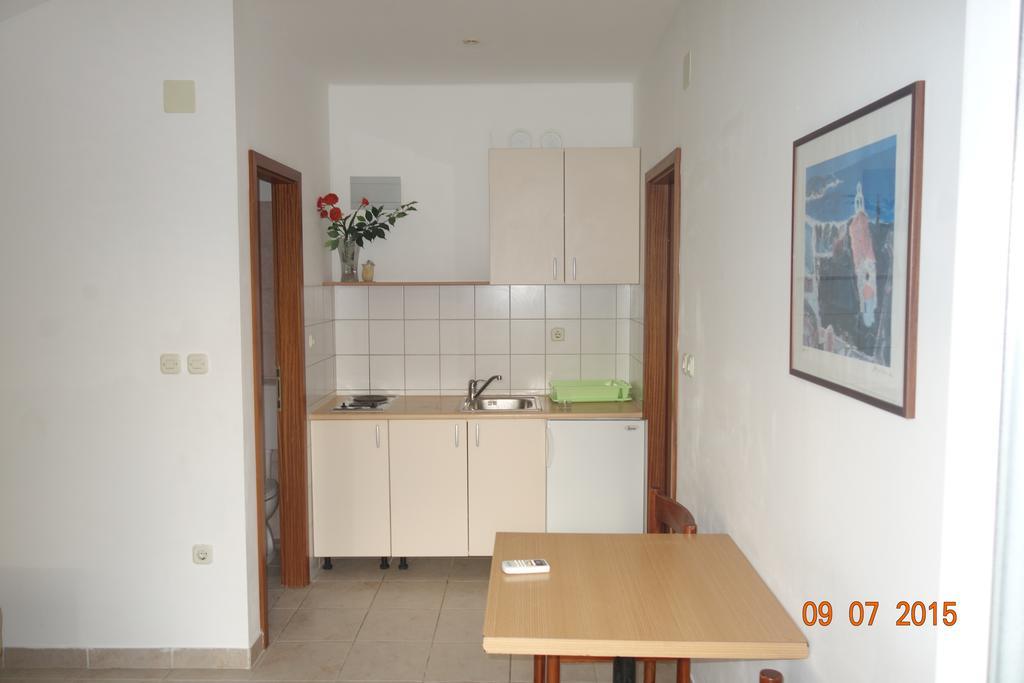 Apartments Mistral أوروبيتش الغرفة الصورة