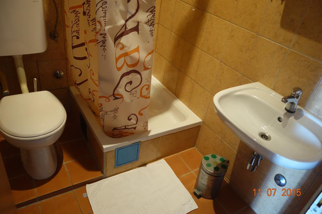 Apartments Mistral أوروبيتش الغرفة الصورة