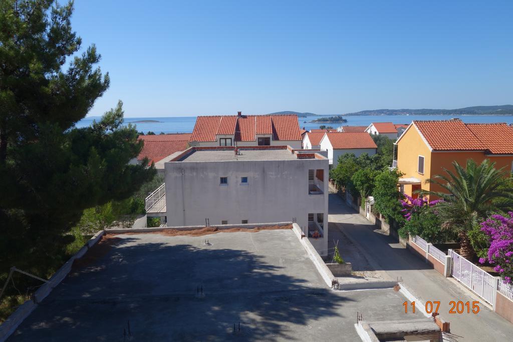 Apartments Mistral أوروبيتش الغرفة الصورة