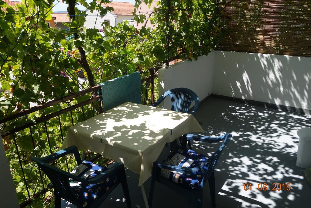 Apartments Mistral أوروبيتش الغرفة الصورة