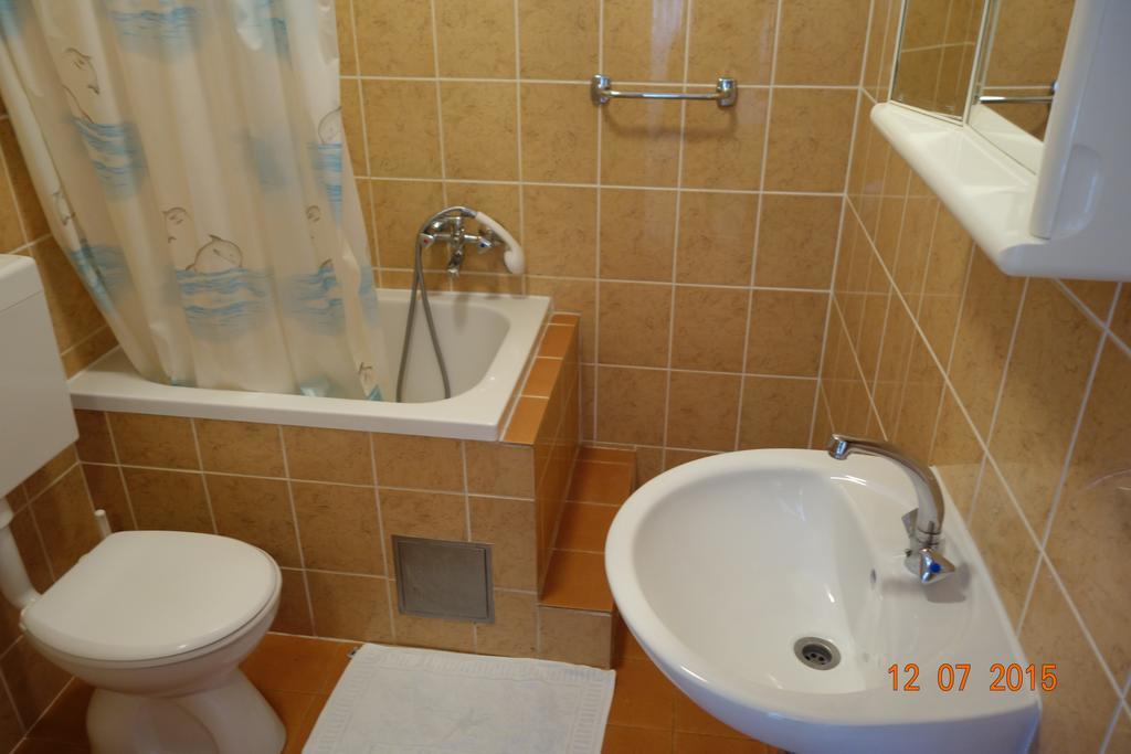 Apartments Mistral أوروبيتش الغرفة الصورة