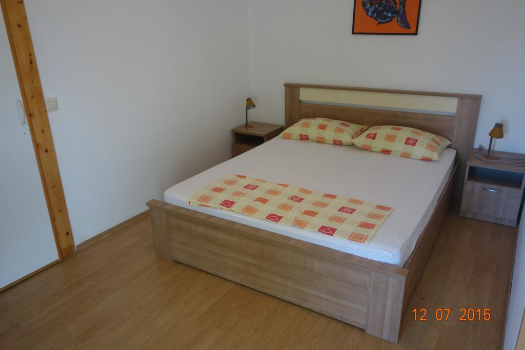 Apartments Mistral أوروبيتش الغرفة الصورة