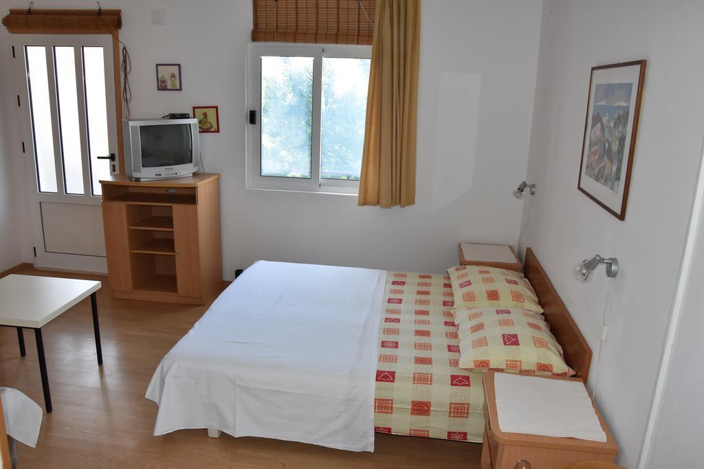 Apartments Mistral أوروبيتش المظهر الخارجي الصورة